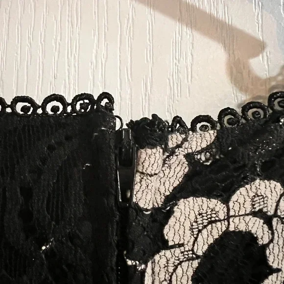 Jodi Kristopher Lace Floral Dress - Picture 7 of 8